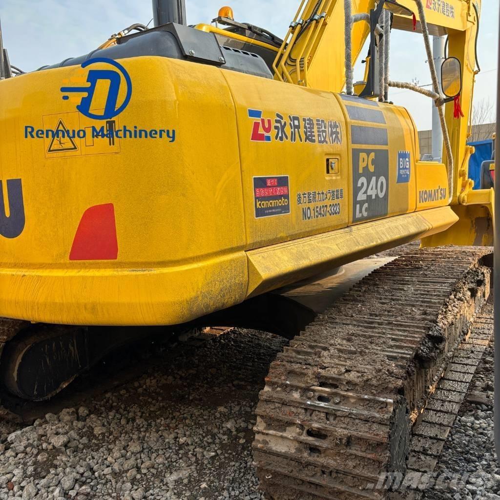 Komatsu PC 240 Гусеничные экскаваторы