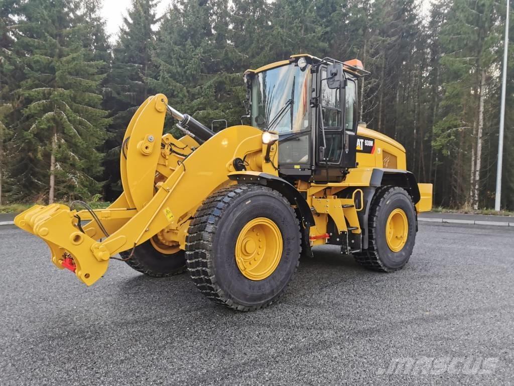 CAT 938M Фронтальные погрузчики