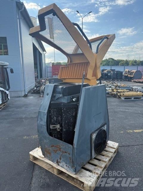 Liebherr L 556 Радиаторы