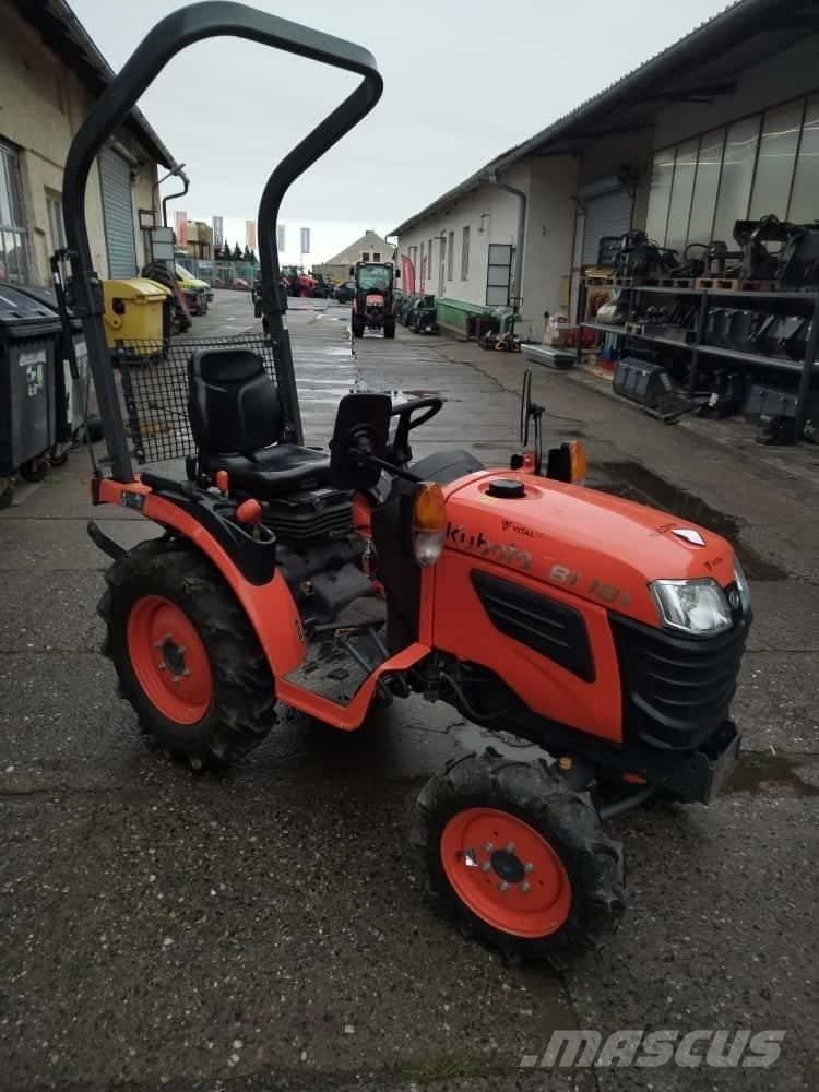 Kubota B 1181 Коммунальные тракторы