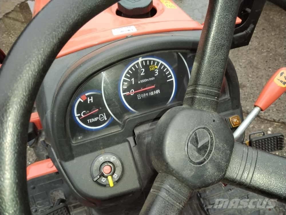 Kubota B 1181 Коммунальные тракторы