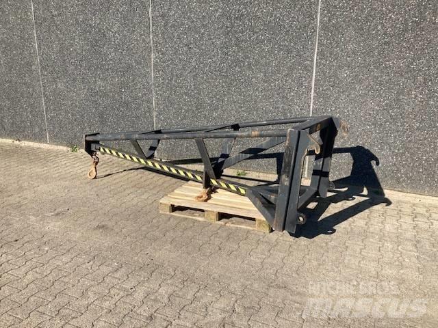 Kirk 2-4t Kranarm Компоненты строительной техники