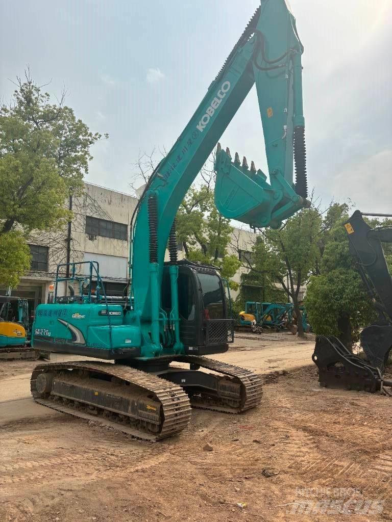 Kobelco SK 210 Гусеничные экскаваторы