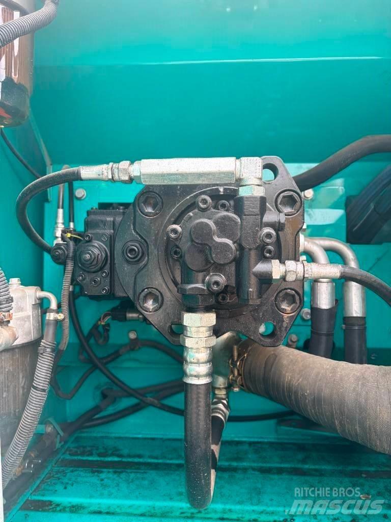 Kobelco SK 210 Гусеничные экскаваторы