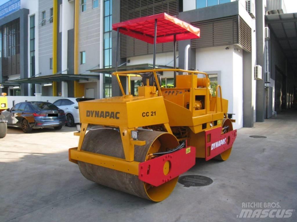 Dynapac CC 21 Катки тротуарные