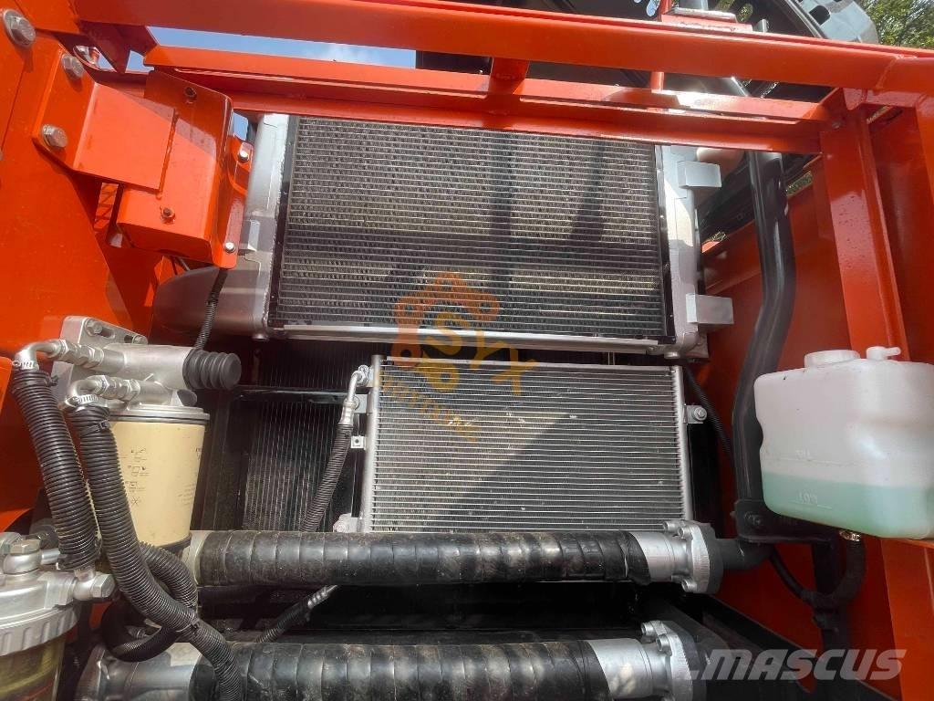 Doosan DX 300 Гусеничные экскаваторы