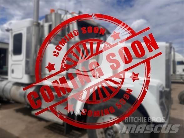 Kenworth W900B Седельные тягачи