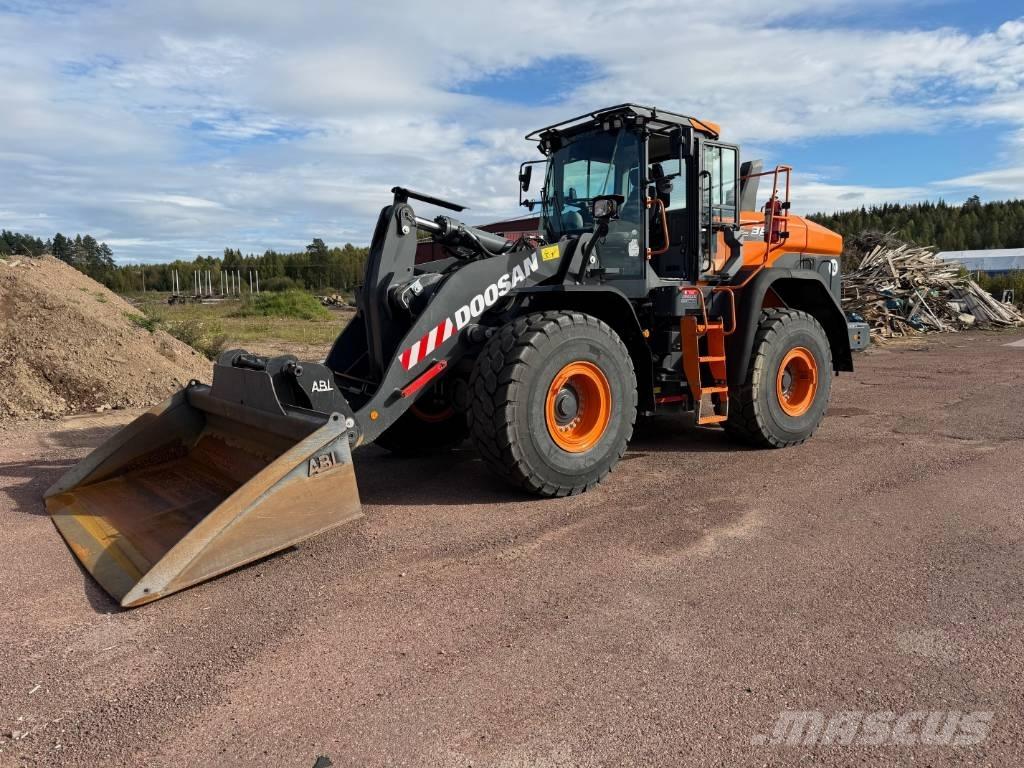 Develon DL 380-7 Фронтальные погрузчики