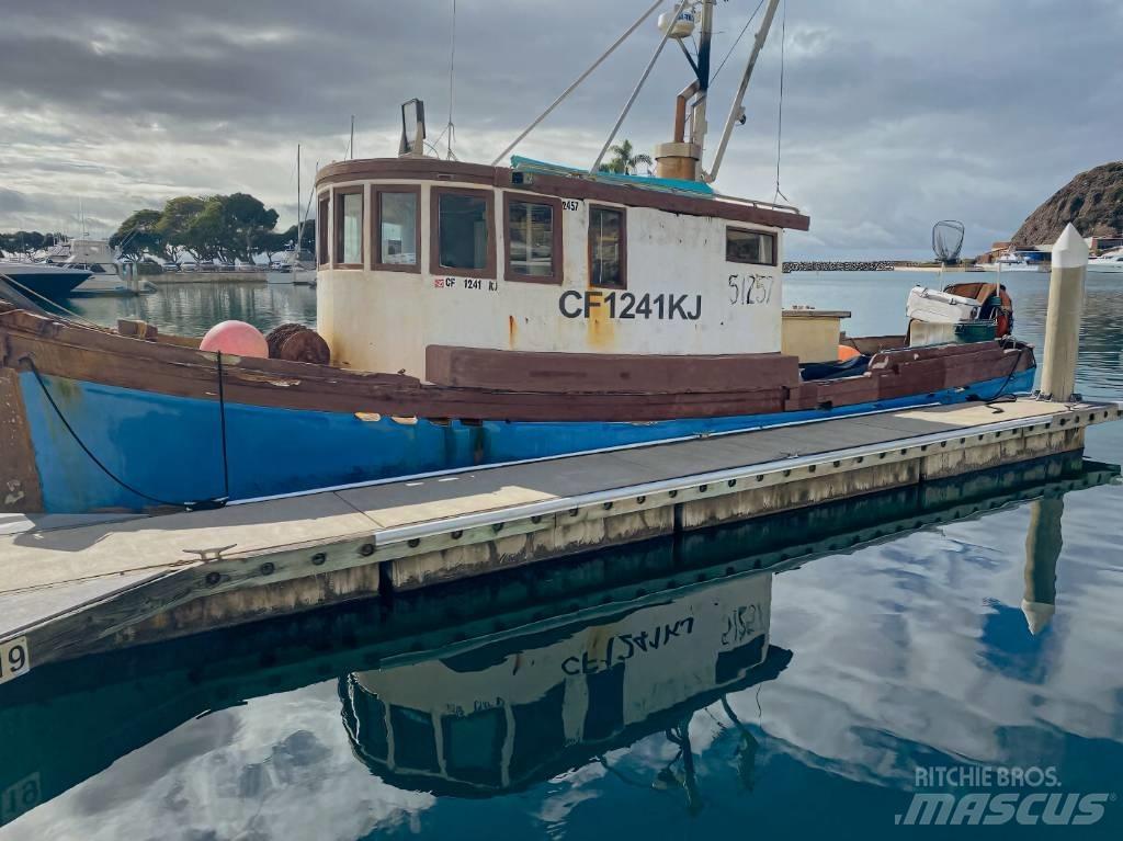  Trawler Boat Земснаряды / баржи