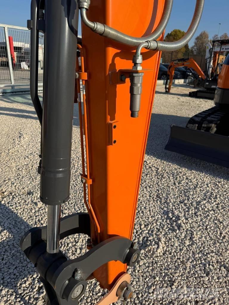 Develon DX 55 R-7 Гусеничные экскаваторы