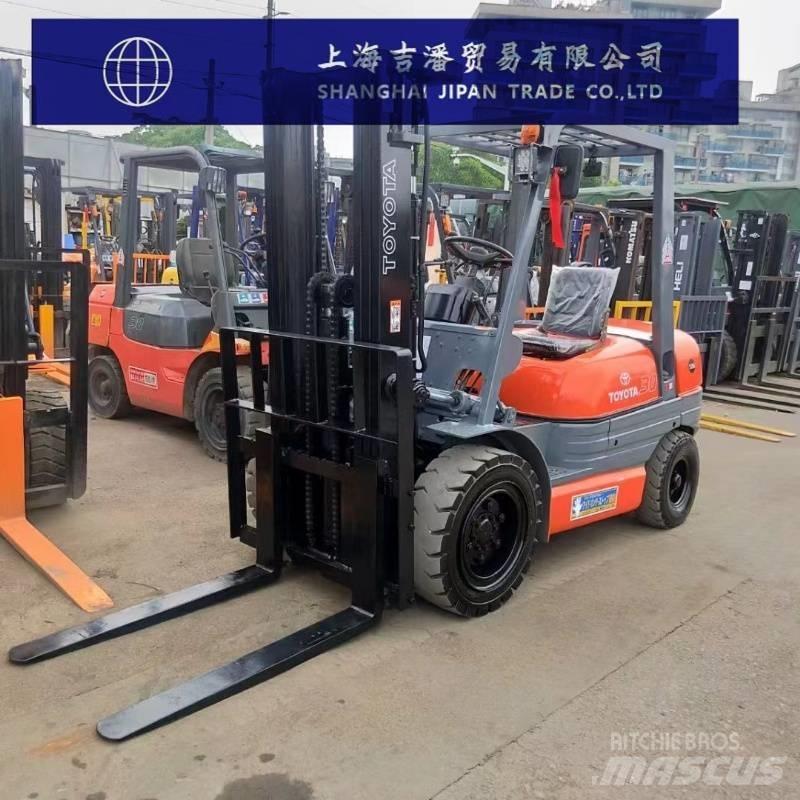 Toyota 6 F Дизельные погрузчики