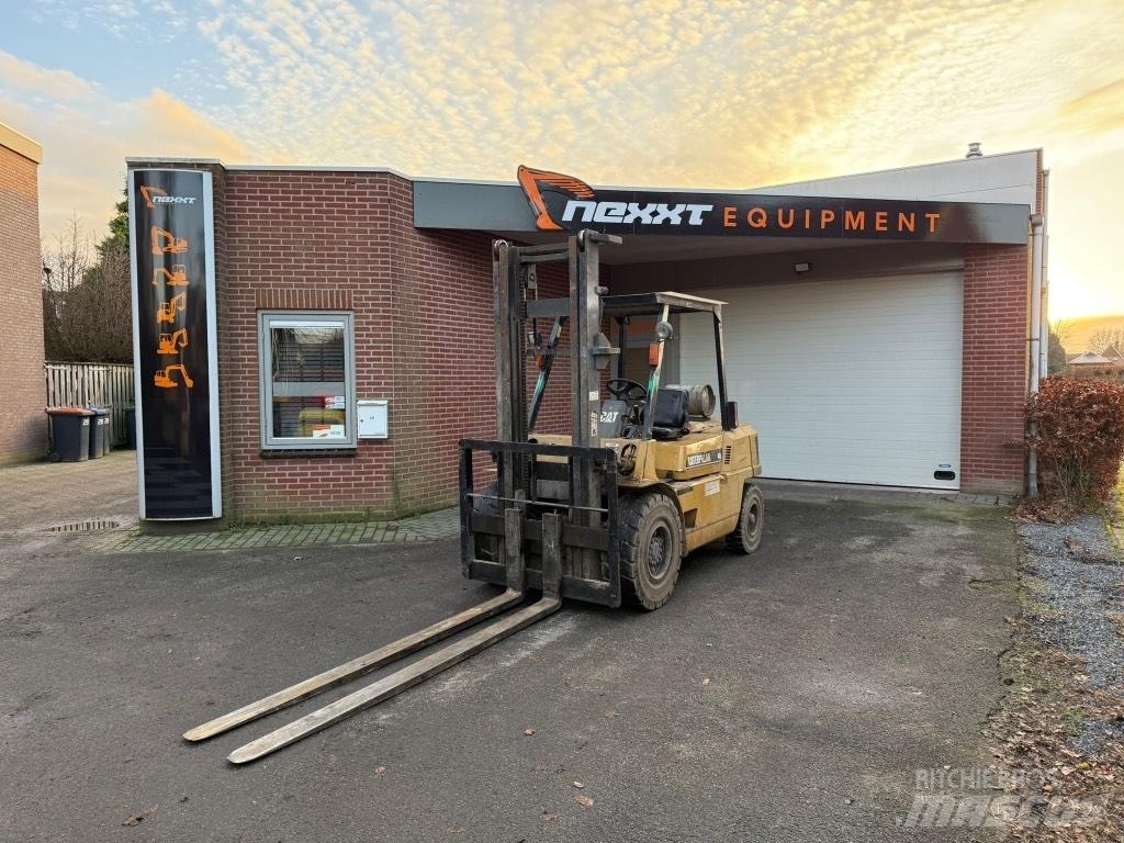 CAT GP 40 Газовые погрузчики