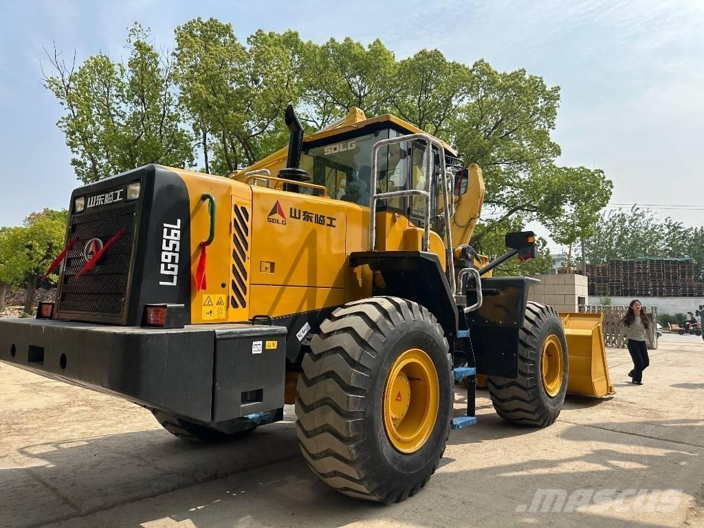 SDLG LG956L Фронтальные погрузчики