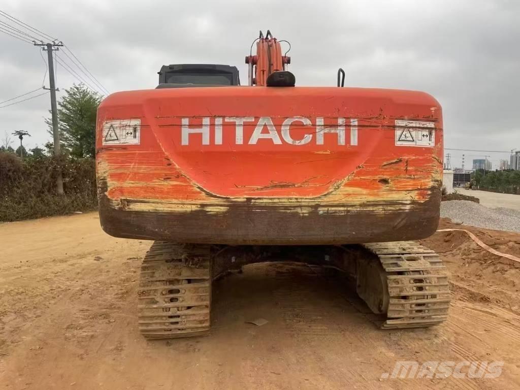 Hitachi ZX 200 Гусеничные экскаваторы