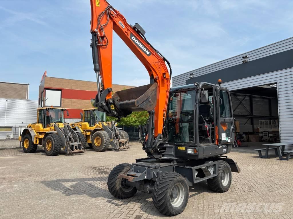 Doosan DX 57 Колёсные экскаваторы