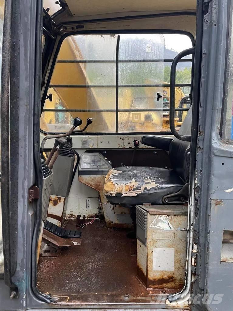 Sumitomo S160 Гусеничные экскаваторы