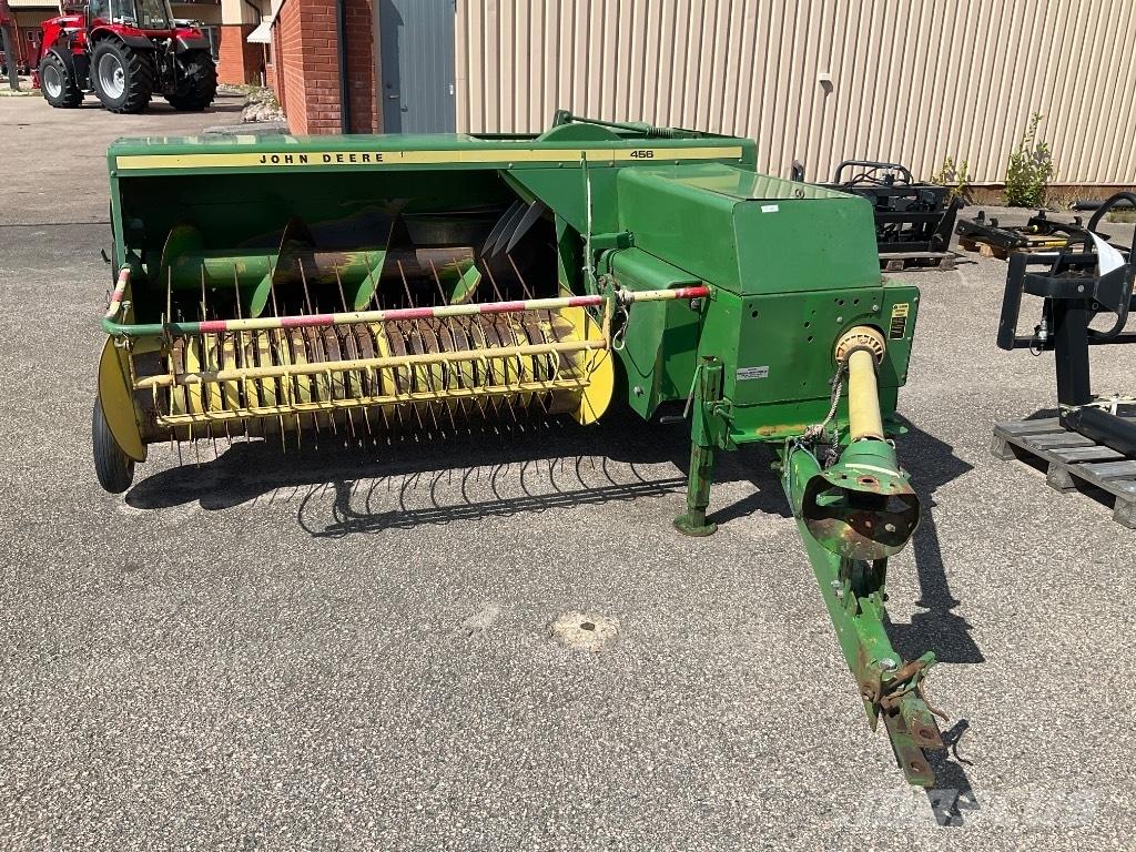 John Deere 440 Тюковые пресс-подборщики