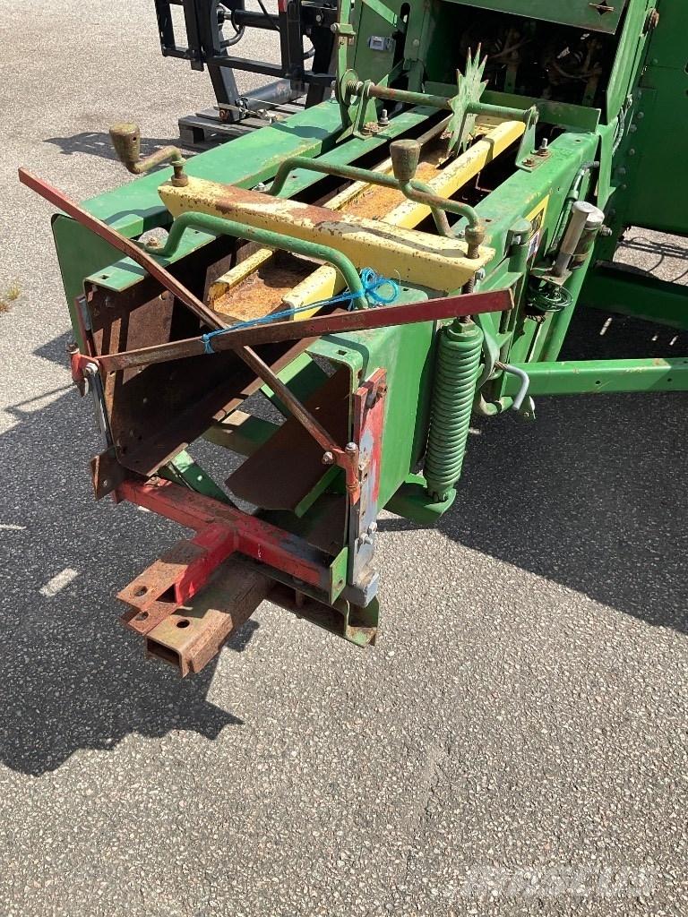 John Deere 440 Тюковые пресс-подборщики