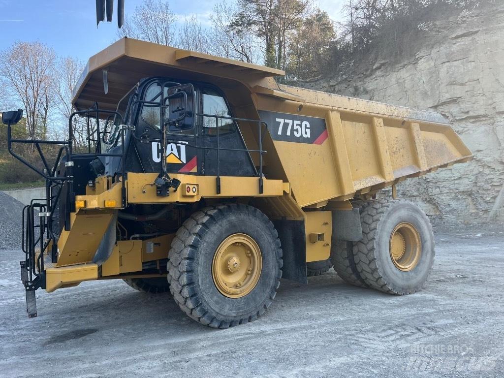 CAT 775 G Карьерные самосвалы