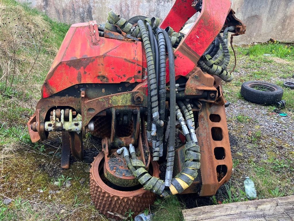 Komatsu 370.2 Харвестерные головки