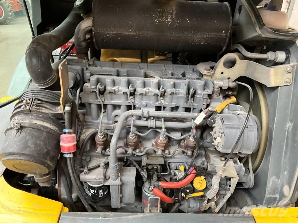 Kramer 750 Фронтальные погрузчики