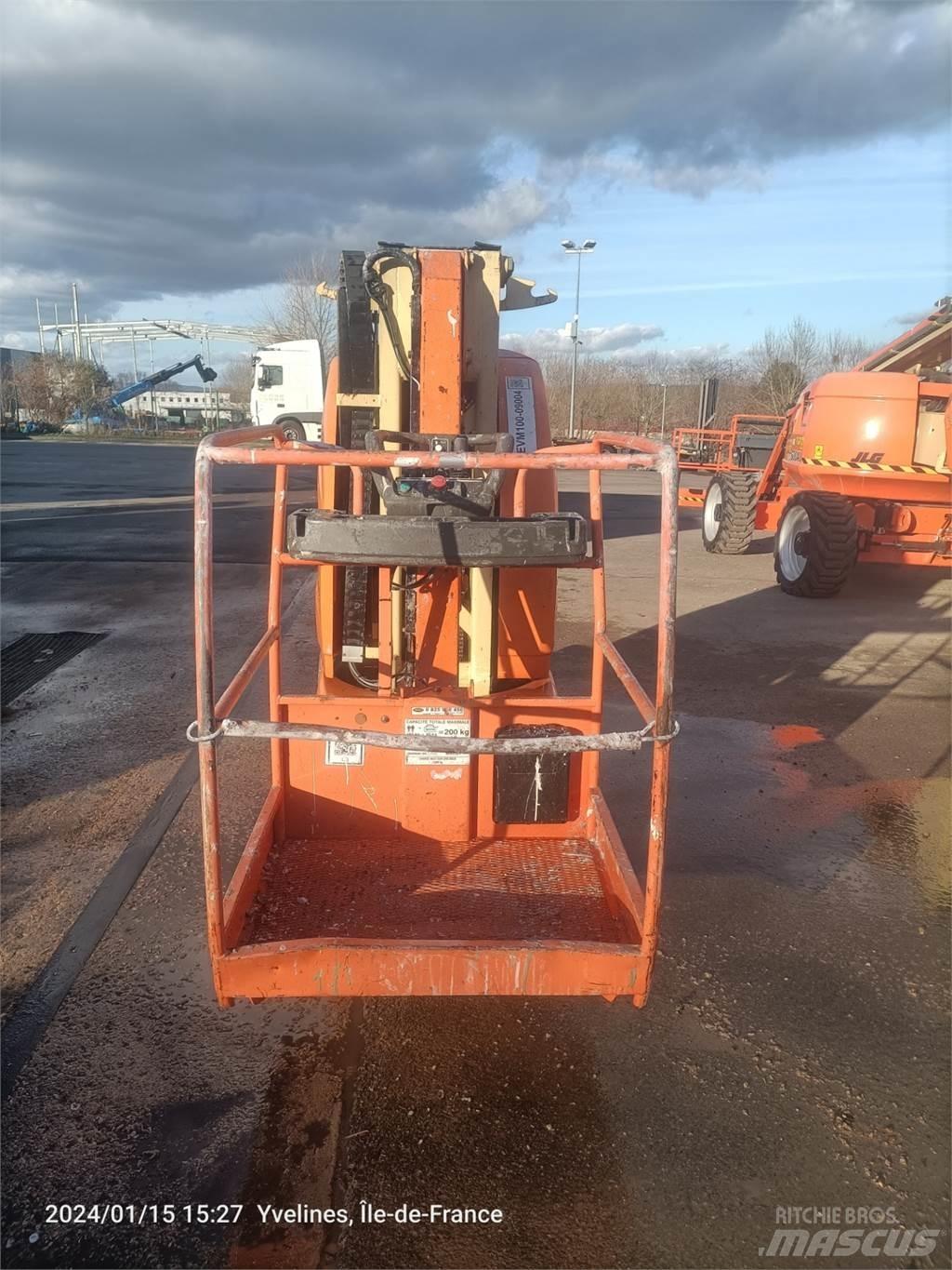 JLG T10E Разные подъемники и вышки