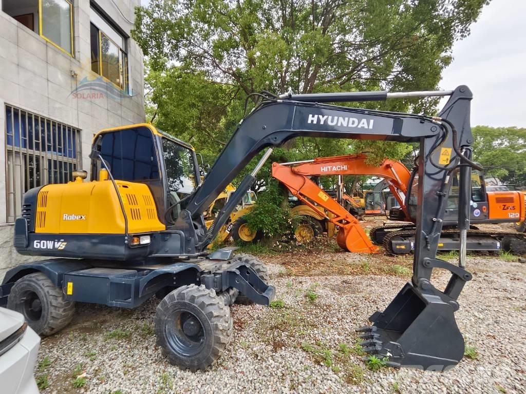 Hyundai R60W Колёсные экскаваторы
