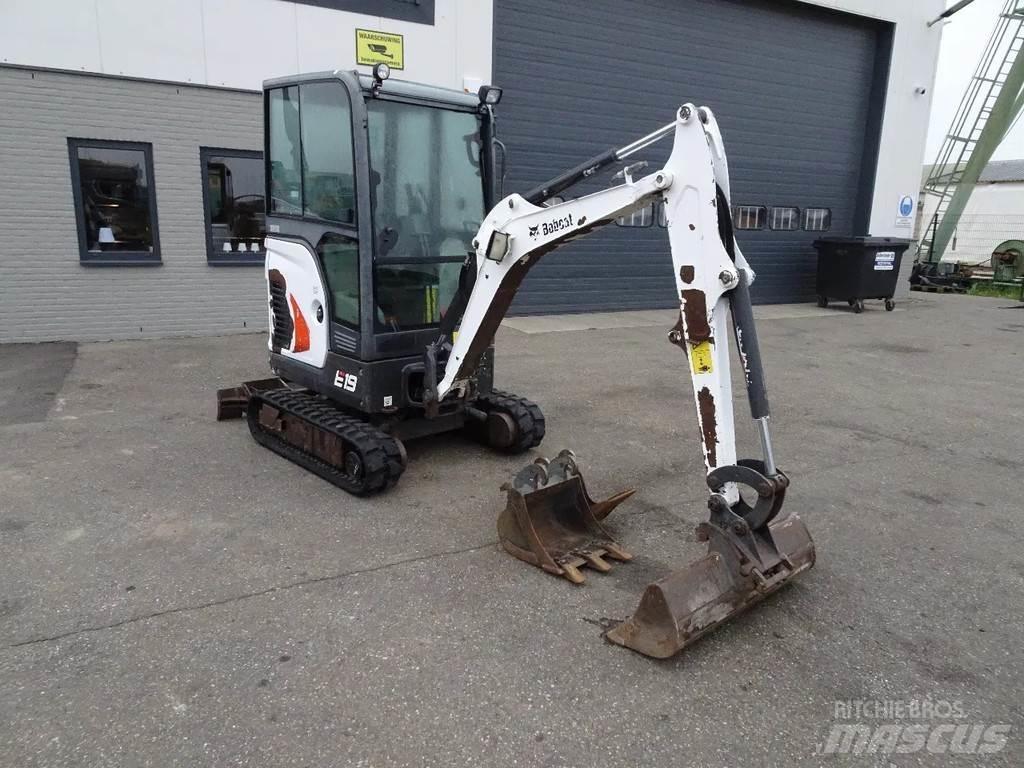 Bobcat E19 Мини-экскаваторы