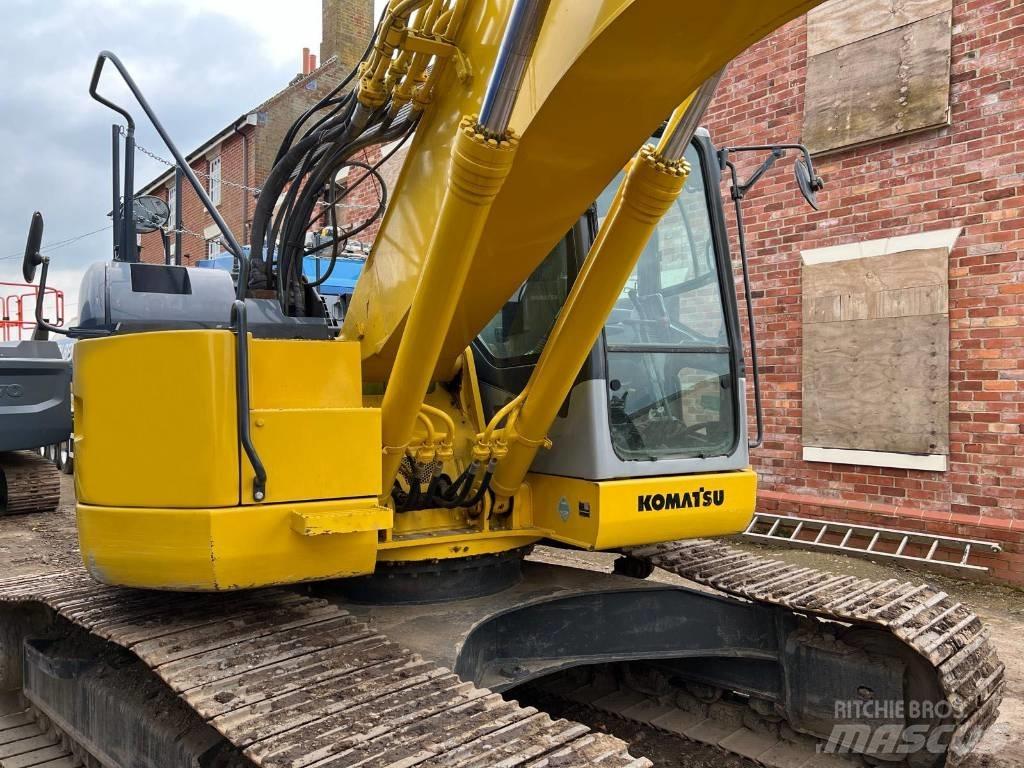 Komatsu PC 228 USLC Гусеничные экскаваторы