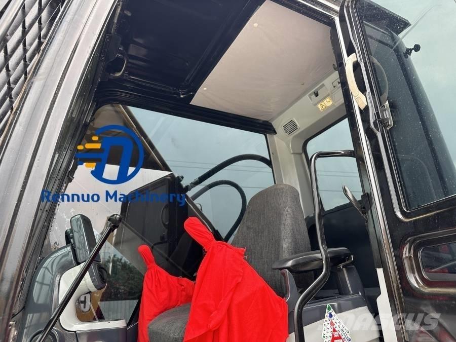 CAT 320 D2L Гусеничные экскаваторы