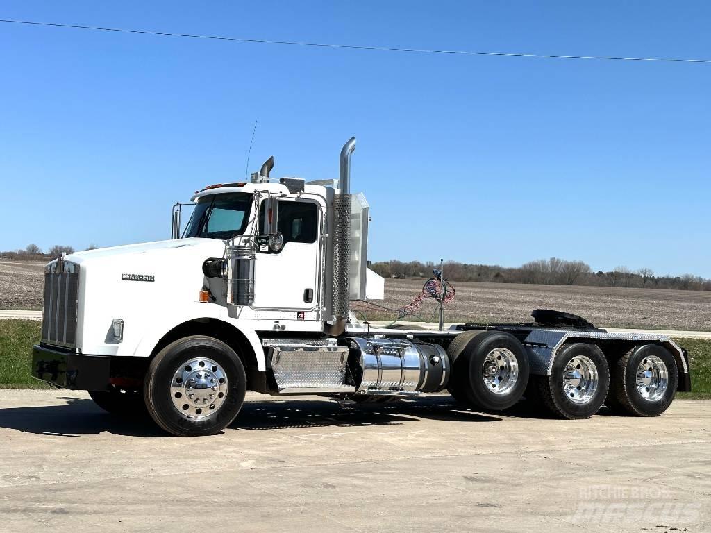 Kenworth T800 Седельные тягачи