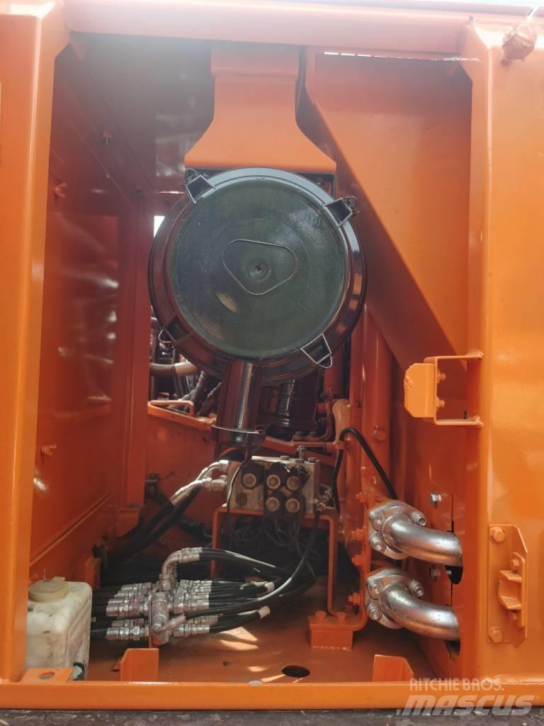Doosan DX 225 LC-9 Гусеничные экскаваторы