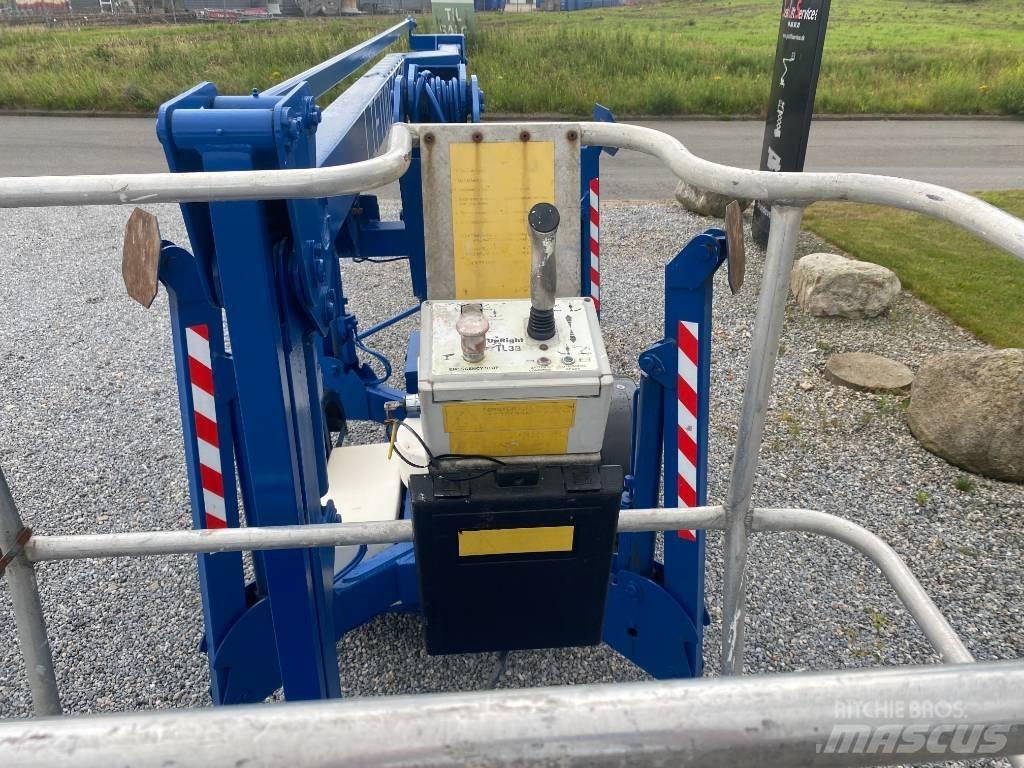 UpRight TL38 Прицепные подъёмники