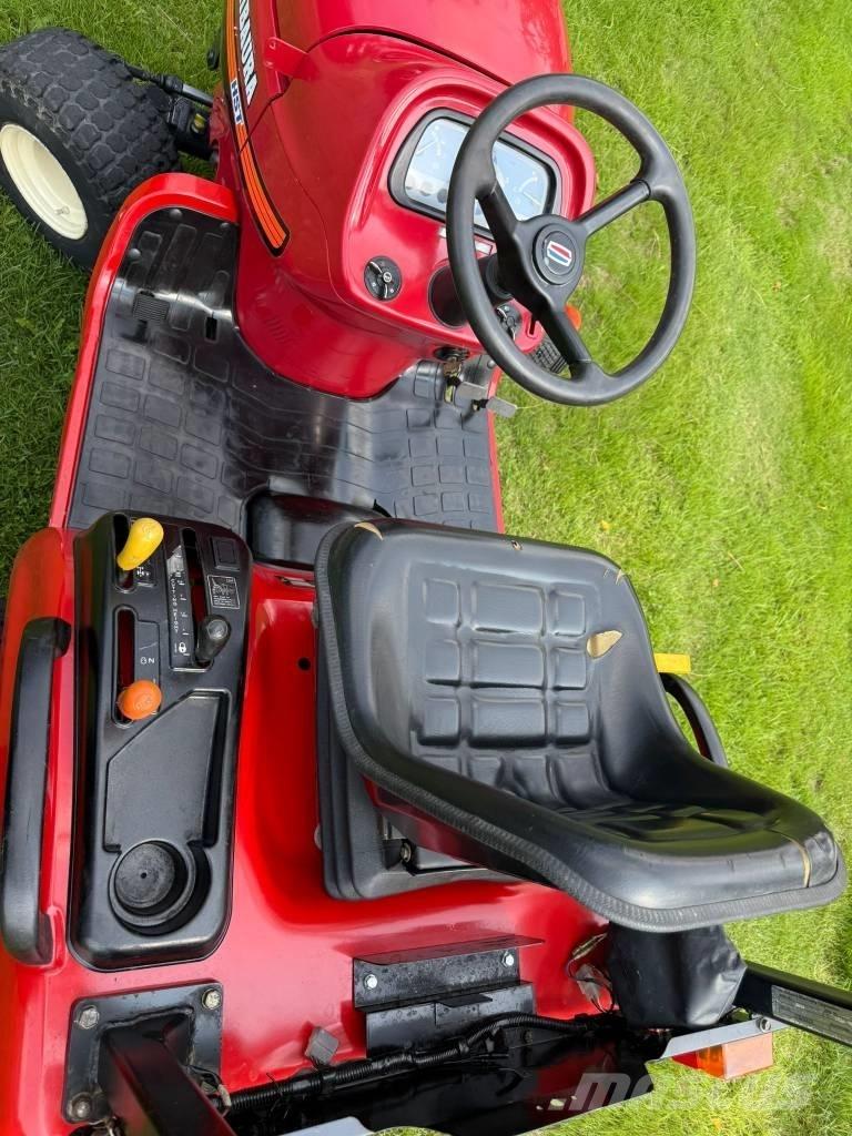 Shibaura SX 24 Коммунальные тракторы