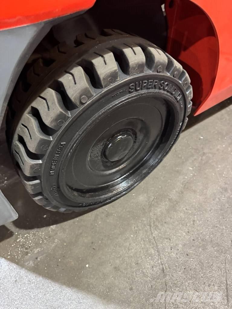 Toyota 8 FGCU 30 Другие складские механизмы