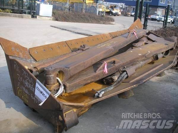 CAT D8N Гусеничные бульдозеры
