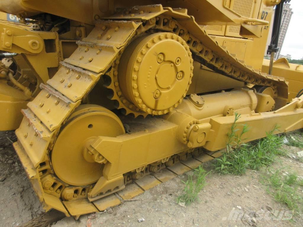 CAT D 7 H Гусеничные бульдозеры