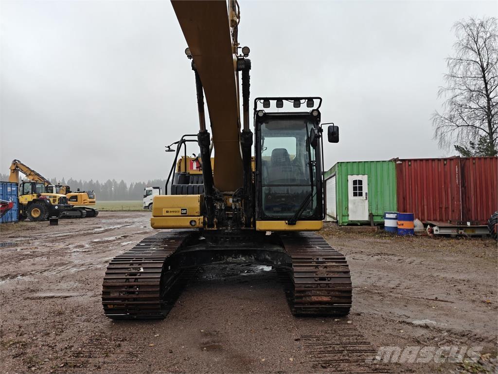 CAT 320 Гусеничные экскаваторы