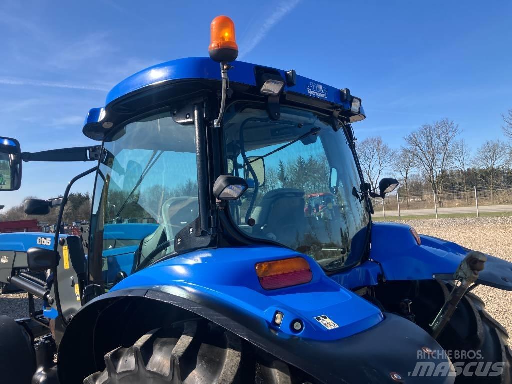 New Holland TS 115 A Трактора