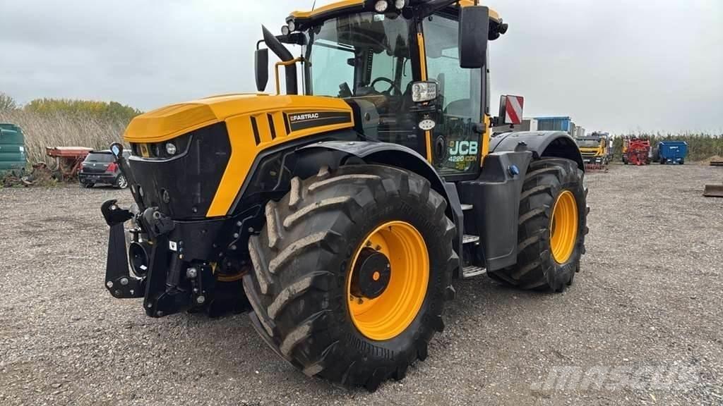 JCB Fastrac 4220 Трактора