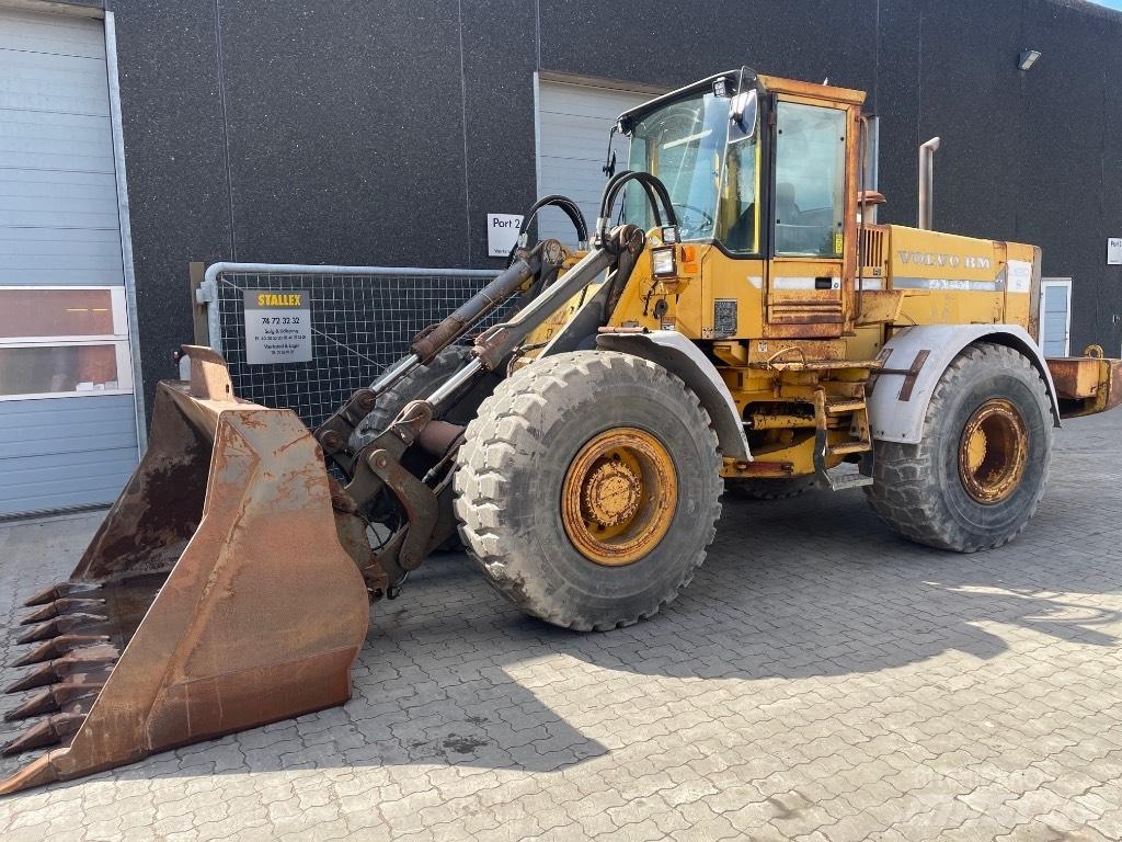 Volvo L120B Фронтальные погрузчики
