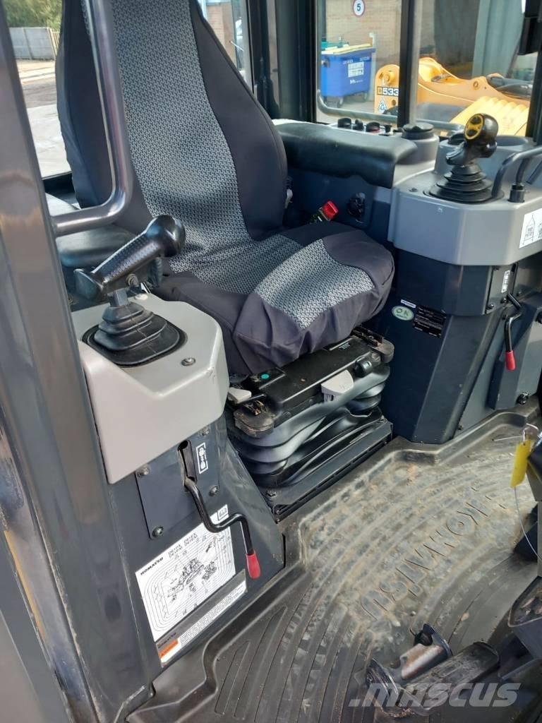 Komatsu D61PX-24 Гусеничные бульдозеры