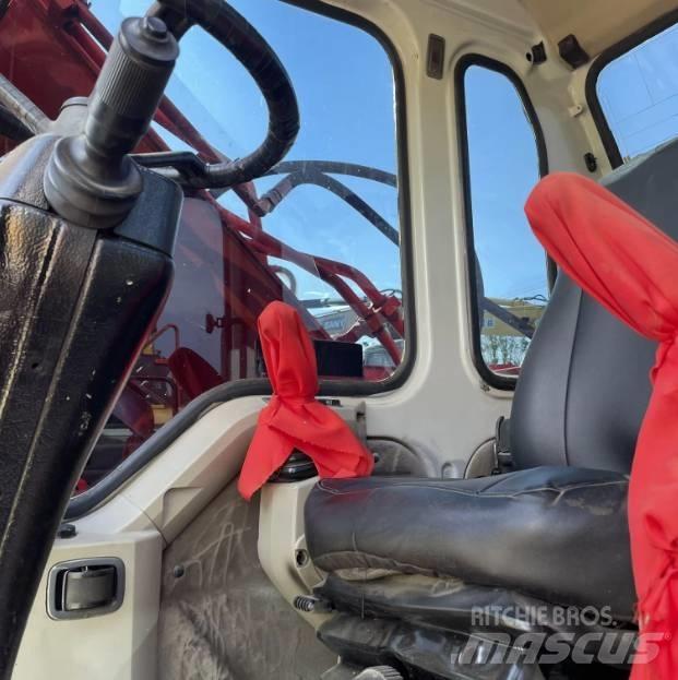 Doosan DX150W-9C Колёсные экскаваторы