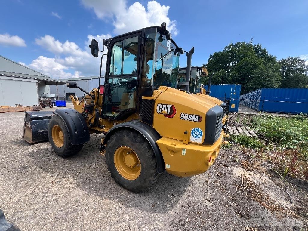 CAT 908M - 908 M Фронтальные погрузчики