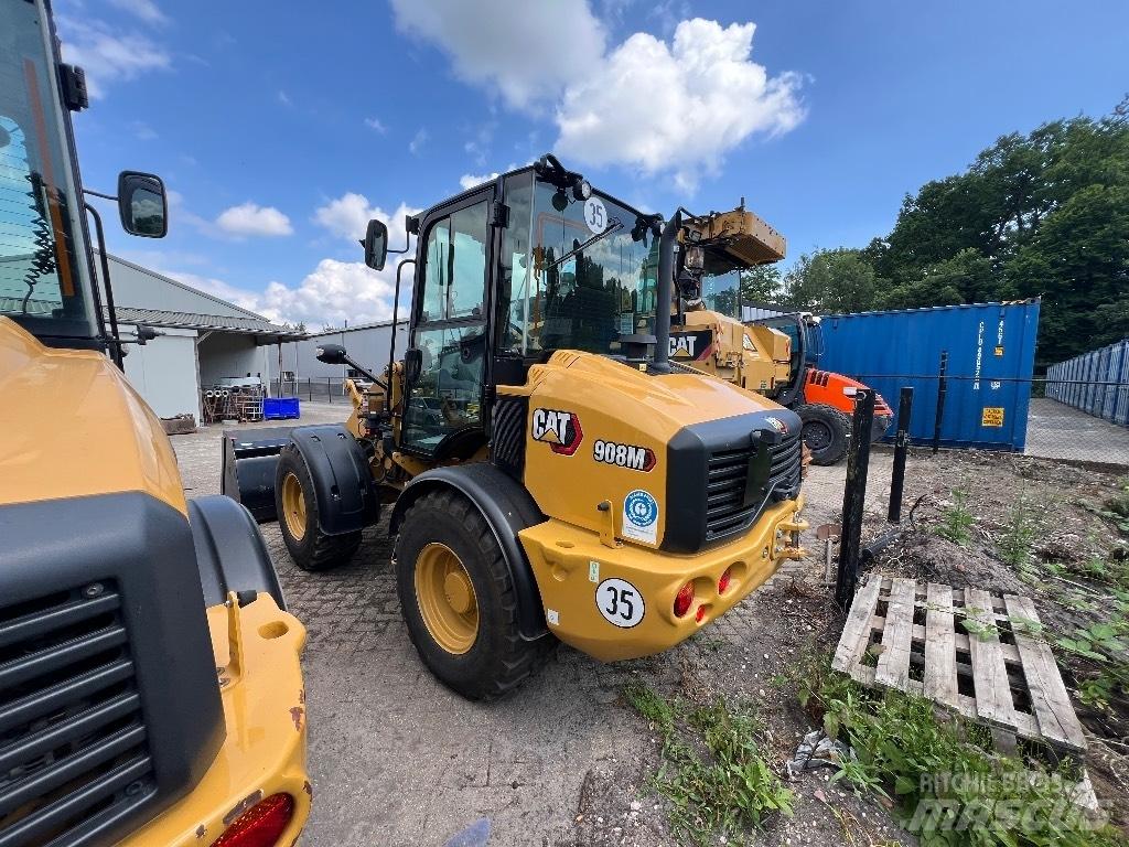 CAT 908M - 908 M Фронтальные погрузчики