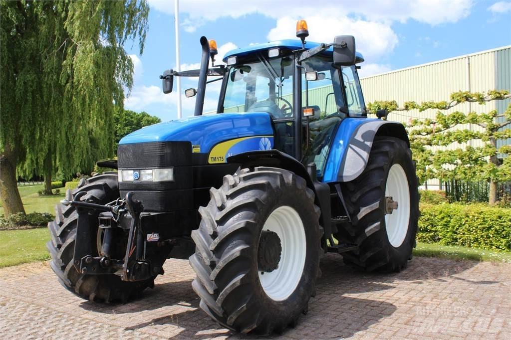 New Holland TM175 Трактора