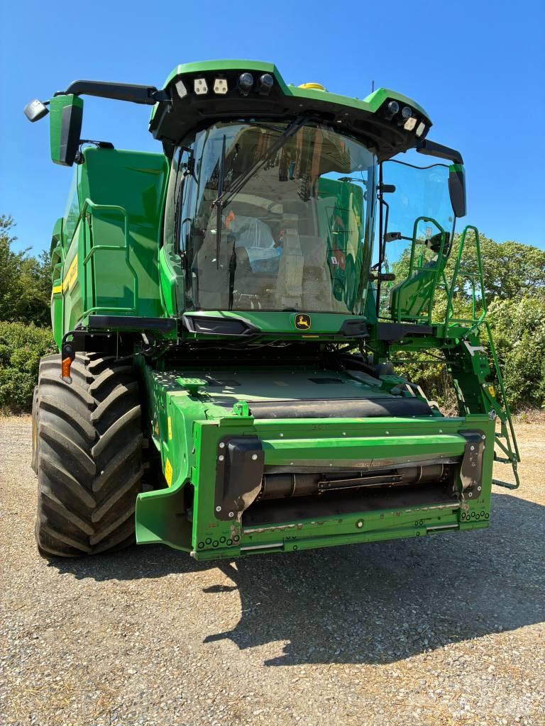 John Deere X9 1000 Зерноуборочные комбайны
