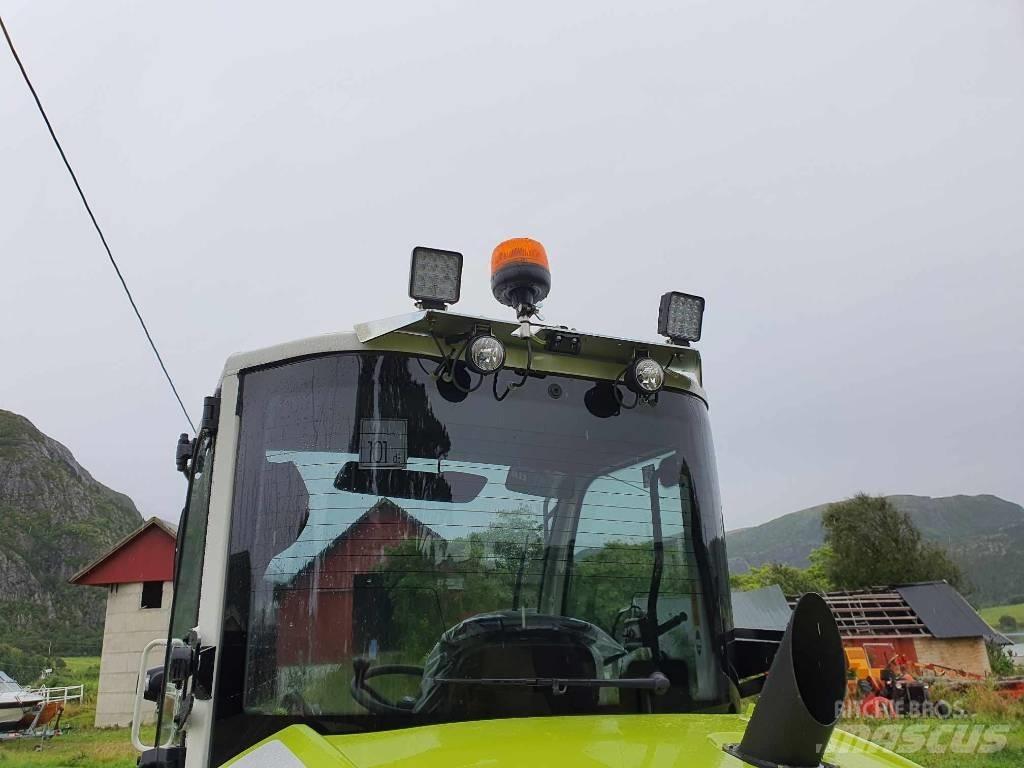 CLAAS TORION 530 Трактора с фронтальным погрузчиком