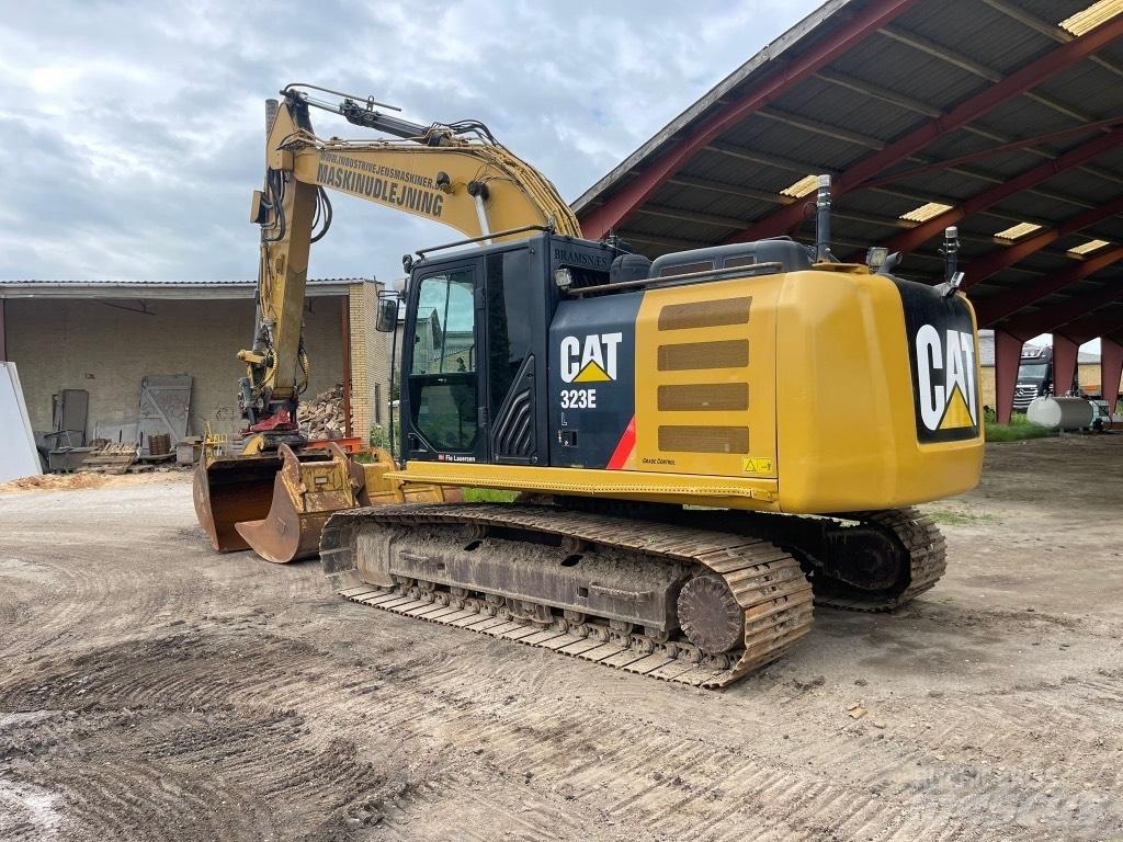 CAT 323 EL Гусеничные экскаваторы