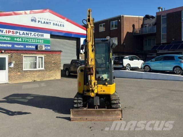 Komatsu PC 26 MR-3 Мини-экскаваторы